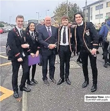  ??  ?? Question Time John Scott MSP with pupils