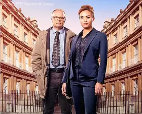  ?? ?? Picture: ITV/ Mammoth Screen
Jason Watkins and Tala Gouveia in Mcdonald & Dodds; below, the filming location on the corner of Cavendish Road and Sion Hill
