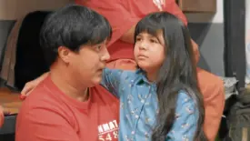  ??  ?? Aga Muhlach (left) and Xia Vigor in “Miracle in Cell No. 7”