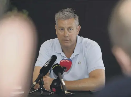  ??  ?? 0 Ashley Giles spoke of an increasing sense of alarm and "anxiety" in the England grop before the decision to call off the tour