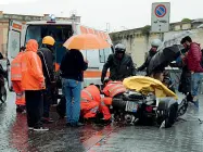  ??  ?? Il fenomenoA Napoli aumentano gli incidenti, anche con un innalzamen­to della mortalità