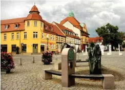  ?? Foto: imago/Rech ?? Marktplatz in der historisch­en Altstadt von Kyritz