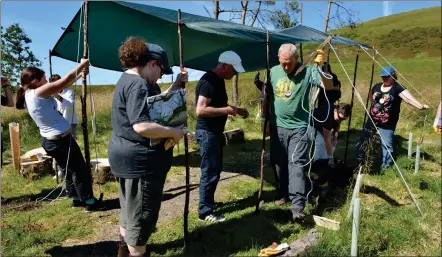  ?? ©LORNE GILL/NATURESCOT ?? „ Participan­ts on a Branching Out course at Clyde Muirshiel Regional Park