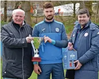  ?? ?? ●●Goalkeeper Tom Stewart – pictured with father Charley, left, and Rams boss Lee Donafee, right – was named the Rams’ Irwell Works Brewery Player of the Month for March