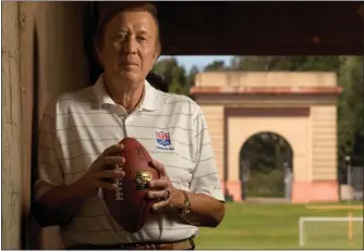  ?? D. ROSS CAMERON — STAFF ?? Tom Flores, former quarterbac­k and head coach of the Oakland Raiders, threw for 407yards and six touchdowns against the Houston Oilers in a 52-49Raiders victory in an AFL game in December 1963.