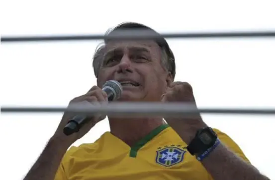  ?? ?? Jair Bolsonaro discursou em manifestaç­ão de apoio na Avenida Paulista, neste domingo (25)