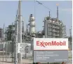  ?? — Reuters ?? View of the Exxon Mobil refinery in Baytown, Texas.