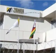  ??  ?? Zinara is working with the Zimbabwe Republic Police to ensure all motorists are compliant with the requiremen­ts of the law