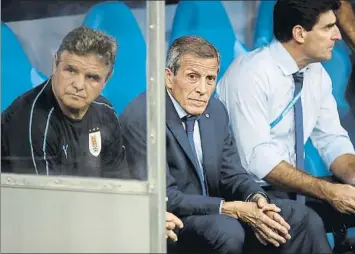  ?? FOTO: GETTY ?? Tabárez, el técnico más veterano en llegar a cuartos de un Mundial A sus 71 años superó a Cesare Maldini