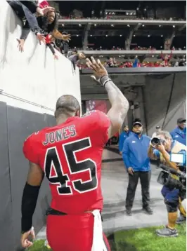  ?? ASSOCIATED PRESS FILE PHOTO ?? Atlanta linebacker Deion Jones returns for the Falcons after a Pro Bowl season. Jones aims to be a more vocal leader this season.