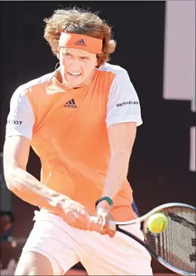  ??  ?? Con su victoria en Roma, el alemán Alexander Zverev se ubicó ayer como el número 10 del mundo ■ Foto Ap