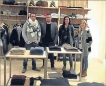  ??  ?? Sylvain et Vivien Chevreau, Angélique et Céline, sans Benoît Le Touzé présentant la large gamme très tendance de leur boutique!