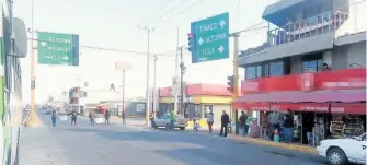  ?? CORTESÍA: VECINOS ?? En la
localidad El Tinaco y en una calle sin nombre se registró la manifestac­ión ayer