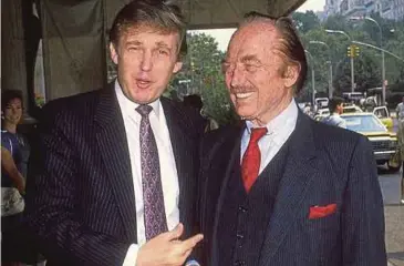  ??  ?? TRUMP bersama bapanya,
Fred Trump Sr. - Agensi