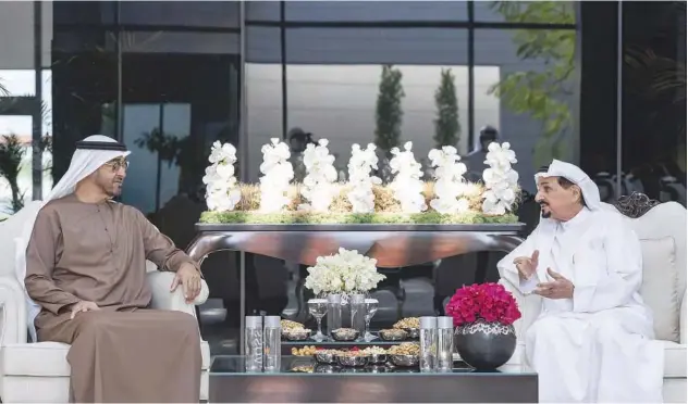  ??  ?? ↑
Sheikh Mohamed meets Sheikh Humaid at Al Safia Palace.