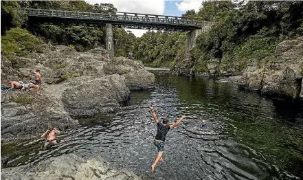  ?? BRADEN FASTIER/STUFF ?? Pelorus Bridge: So good it starred in a Peter Jackson flick.