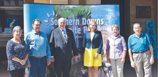  ??  ?? Adjinbilly Rainforest Retreat owners Sue and Tony Hoopman, Southern Downs Mayor Vic Pennisi, journalist Sally Eeles, Visitor Informatio­n Centre volunteer Fran Hockings, and Southern Downs Steam Railway committee member Lindsay Mills.