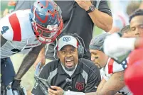  ?? MARK TAYLOR THE CANADIAN PRESS ?? Montreal Alouettes head coach Khari Jones has the team pointed toward its first playoff berth since 2014.