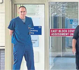  ??  ?? Clinical director Dr Ronald Cook, infectious diseases clinical lead Dr Busi Mooka and clinical director Dr Christophe­r Schofield at the new unit.