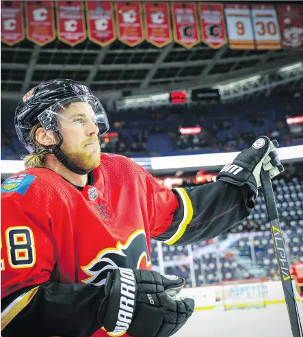  ?? AL CHAREST/FILES ?? Elias Lindholm has 16 goals for the Calgary Flames, playing with Johnny Gaudreau and Sean Monahan on Calgary’s top line. “His shot ... It’s so impressive to see his release and just how smart he is with it,” said Flames alternate captain Matthew Tkachuk.