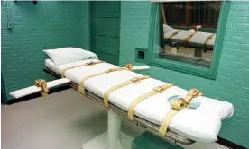  ?? Photograph: Paul Buck/AFP/Getty Images ?? The ‘death chamber’ at the Texas department of criminal justice Huntsville unit in Huntsville.