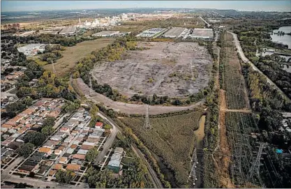  ?? ZBIGNIEW BZDAK/CHICAGO TRIBUNE ?? The Donald Schroud site in the Hegewisch neighborho­od in Chicago is shown Sept. 28, 2018.