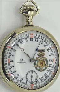  ?? (Photo courtesy of eBay) ?? At a time when many aviators still used pocket watches, Omega created a one-off presentati­on watch in honor of Lt. Erwin R. Bleckley, who was awarded the Medal of Honor posthumuou­sly in 1918 for his actions as an observer in a DH-4.