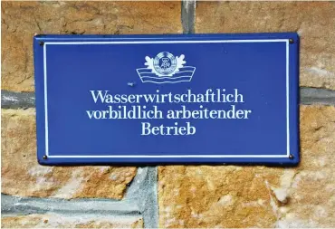  ??  ?? Das Prädikat reichte in Sachsen nicht, um vom »Wasserpfen­nig« befreit zu werden.