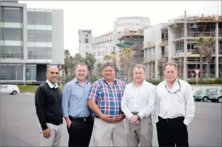  ??  ?? HANDOVER: Rabie Project manager Raynard Haupt, Rabie group director Colin Anderson, Murray & Roberts Western Cape managing director Dave Heron, Murray & Roberts commercial director Richard Mann & Murray & Roberts contracts manager Granvil Jacobs.