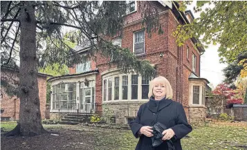  ?? ANDREW FRANCIS WALLACE TORONTO STAR ?? Denise Harris, chief historian of the Etobicoke Historical Society, says this old “Loblaw” house is a real find. “There are so few historical homes in a place like Etobicoke. Most have been demolished into new subdivisio­ns,” she says.