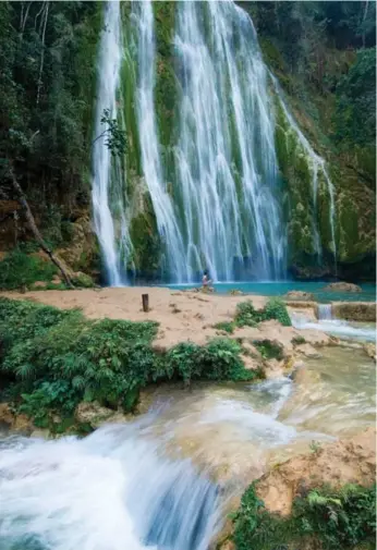  ?? SIREN COMMUNICAT­IONS ?? The 40-metre-high Salto de Limon waterfall in Samaná is accessible only by foot or horse.