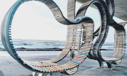  ?? ?? Sonia Marshall took this picture on Littlehamp­ton seafront, depicting the Long Bench and the beach