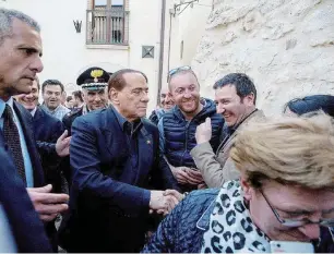  ?? LaPresse ?? Il Molise al centro Anche Silvio Berlusconi ha fatto campagna nella piccola regione al voto domenica