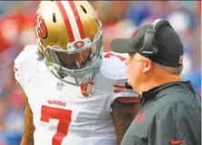  ?? Bill Wippert / Associated Press ?? This season, 49ers coach Chip Kelly has shown support for quarterbac­k Colin Kaepernick, from his play to his protests.