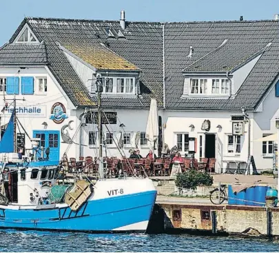  ?? GETTY ?? Una imagen del puerto de Hiddensee, isla báltica situada en la costa alemana donde se desarrolla la trama de la novela