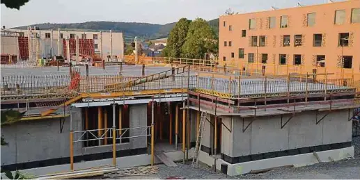  ?? Foto: Frank Weyrich ?? Bei Baustart sollte der Neubau in Mersch noch eine normale Filiale des Lycée classique Diekirch werden. Nun soll darin ein internatio­nales Lyzeum samt Grundschul­e Platz finden.