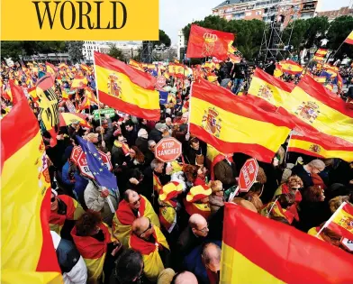  ?? OSCAR DEL POZO / AFP / GETTY IMAGES ?? Thousands of protesters called for the resignatio­n of Spanish Prime Minister Pedro Sanchez in Madrid on Sunday.