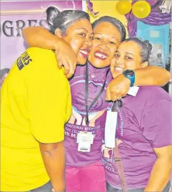  ?? Picture: REINAL CHAND ?? Midwives Karishma Naidu (left), Sherry Nawaqaniga­una and Shivani Maharaj celebrate the Internatio­nal Day of the Midwife at the Lautoka Maternity Ward.