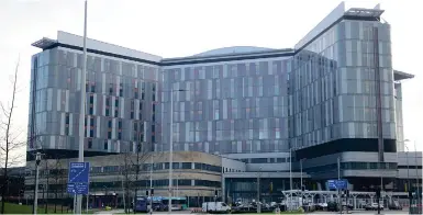  ??  ?? ‘Heartbreak­ing tragedy’: The flagship Queen Elizabeth University Hospital in Glasgow