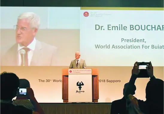  ?? WBC ?? Emile Bouchard, en la 30º edición del World Buiatrics Congress