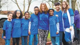  ?? Tristan Fortsch / KATU News 2016 ?? The Hart family poses at a 2016 Bernie Sanders rally in Vancouver, Wash. Police believe all of the members were in last month’s fatal SUV crash in Mendocino County, though three of the children have not been found.