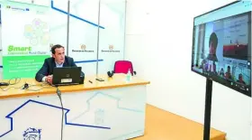  ??  ?? El presidente de la Diputación de Valladolid, Conrado Íscar, inaugura el Foro