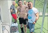  ?? F-: INSTAGRAM ?? Jovic no dudó en hacer una barbacoa con amigos