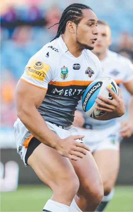  ?? Picture: GREGG PORTEOUS ?? OFF TO MANLY: Marty Taupau will play for the Sea Eagles next season, disappoint­ing Wests Tigers fans who found out through an email sent in error which made its way on to social media.