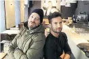  ??  ?? Niko Kölbl (li.) und Benjamin Weidinger sind die Neuen vom Café Drechsler.