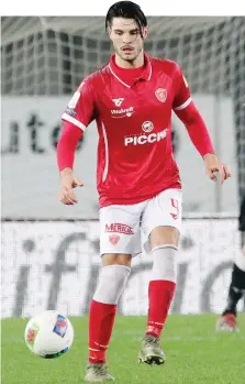  ??  ?? Marco Carraro, 22 anni, rinforzo per il Frosinone, già con Nesta a Perugia