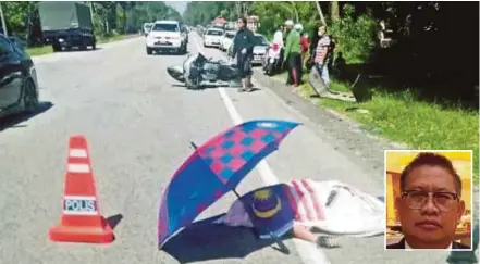  ?? (Foto ihsan pembaca) ?? selepas motosikal berkuasa tinggi ditunggang­nya merempuh kereta di Rhu 10, Jalan Pantai Penarik Jalan Kuala Terengganu - Kota Bharu, semalam.