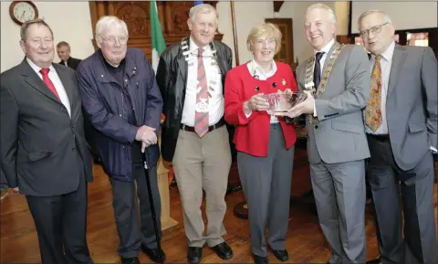  ??  ?? Chairman Pat O’Toole, Fr John O’Connell, Cllr Brendan Thornhill, Cathaoirle­ach of Bray Municipal District, Annette Hynes (Secretary), Cllr John Ryan, Cathaoirle­ach of Wicklow County Council, and Billy Hannon (Treasurer) at the civic reception in Bray Town Hall.