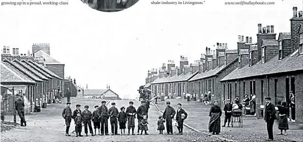  ?? Picture ?? Villagers outside the cottage homes, known as raws, like the one Jock Findlay lived in, in Oakbank, East Calder in 1910
Heritage Trust