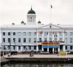  ?? FOTO: LEHTIKUVA/RONI
REKOMAA ?? – Särskilt så här under Pride-veckan, där företag starkt tar ställning för jämlikhet, känns det besynnerli­gt att Finland verkar signalera att vi är neutrala i värdefrågo­r, säger Jukka Manninen.